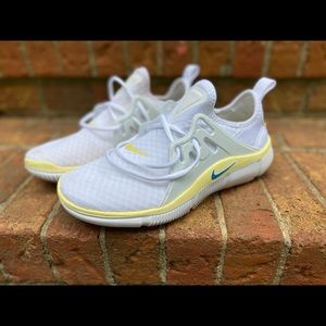 Nike shoes womens size 10